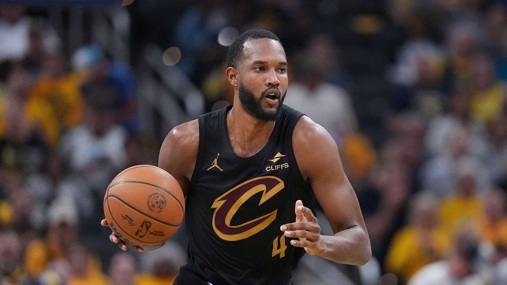 开云APP下载-蒂格:我认为莫布里大概已经到上限了 他的打球方式并不像字母哥