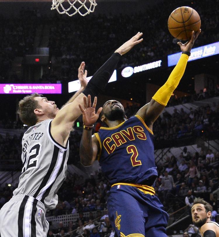 开云智能体验-帕金斯：欧文从来都不是蝙蝠侠 他当蝙蝠侠时骑士年年状元签