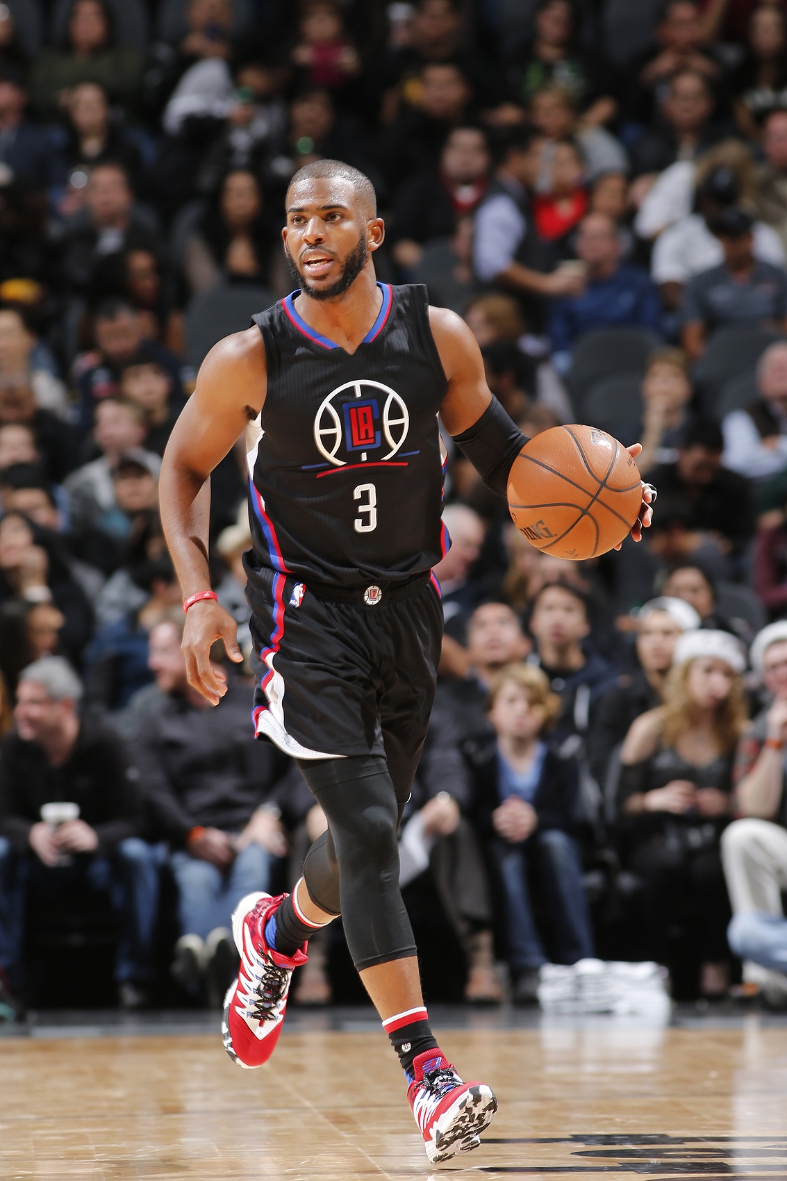 保罗：初入联盟时我会模仿乔丹科比投篮 现在我会更专注于商业